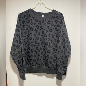 Women’s Old Navy Crewneck Sweatshirt